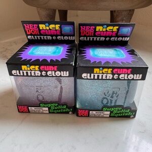 NeeDoh Nice Cube Glitter & Glow Squish Toy - purple and blue